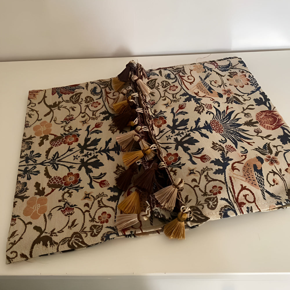 Vintage Floral & Bird Jacquard Table Runner – Elegant Woven Table Decor