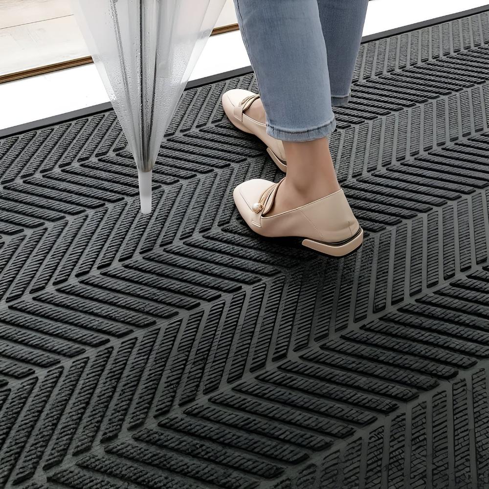 Chevron Ridges Non-Slip Door Mat – Absorbent Scraping Entryway Mat