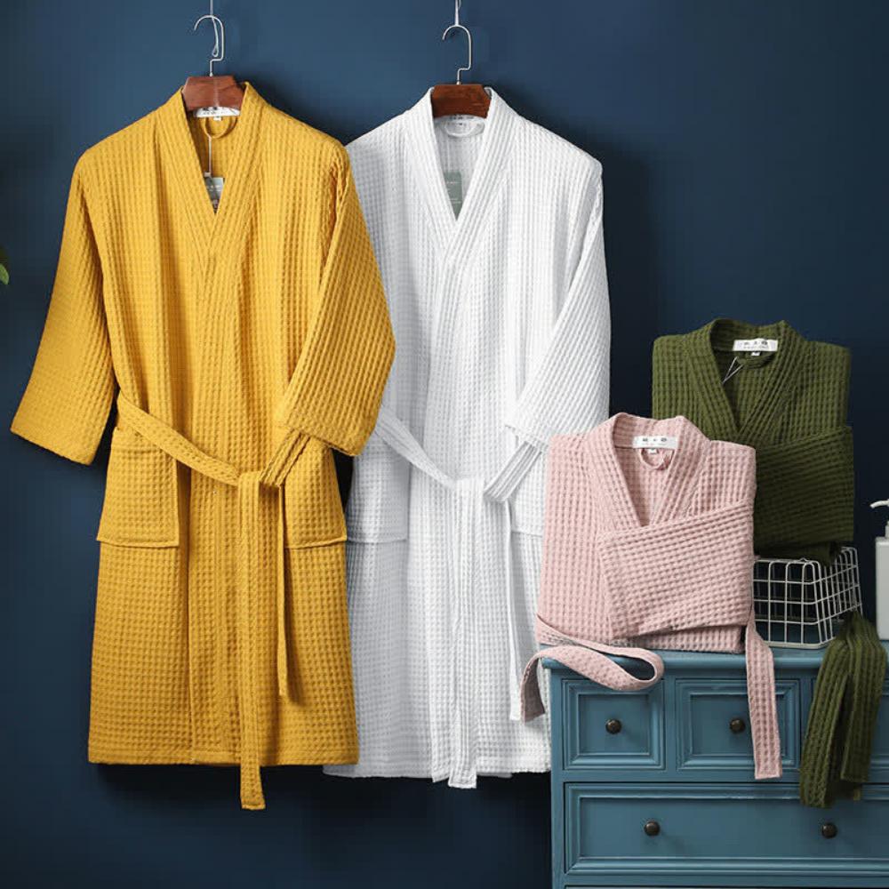 Waffle V-Neck Bathrobe – Lightweight Absorbent Cotton Robe