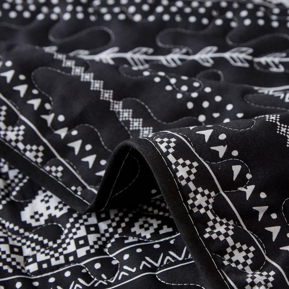 Avenzo Modern Boho Duvet Cover Set – Stylish Geometric Bedding