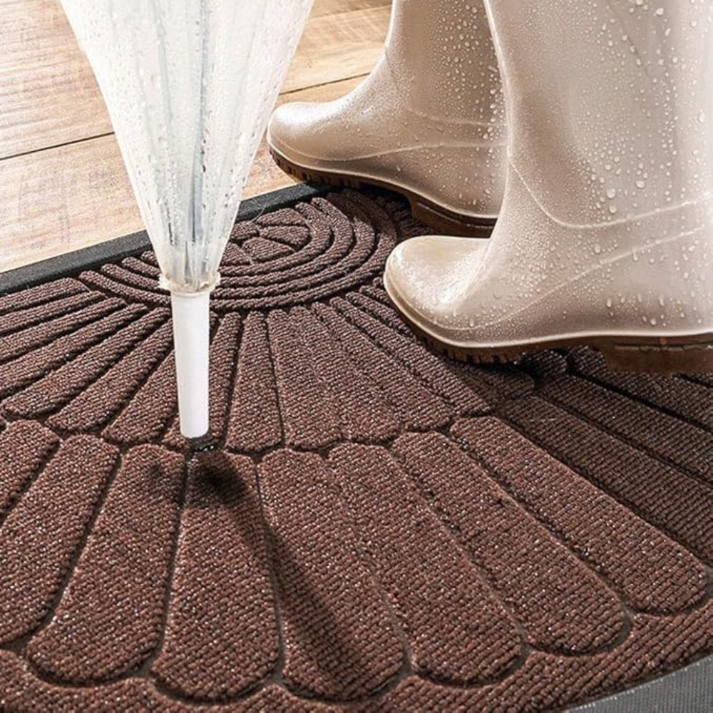 Half-Circle Welcome Door Mat – Absorbent Non-Slip Entryway Mat