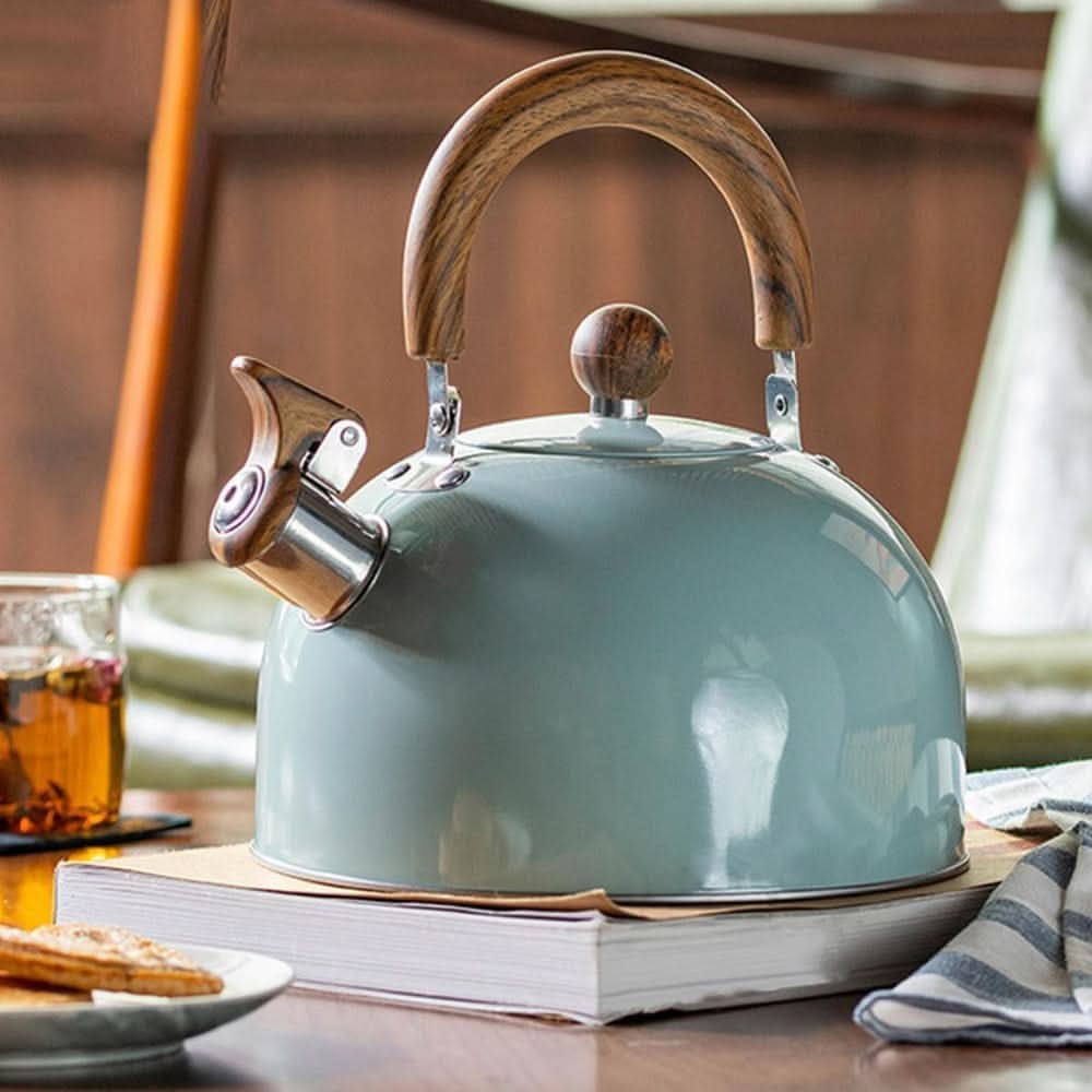 AURABOIL Whistling Kettle 2.5L – Classic Stovetop Tea Kettle