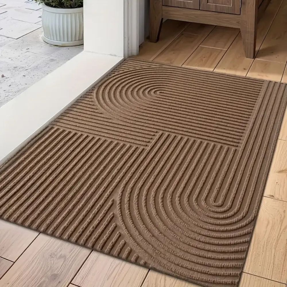 Curved Thread Line Door Mat – Textured Absorbent Non-Slip Entry Mat