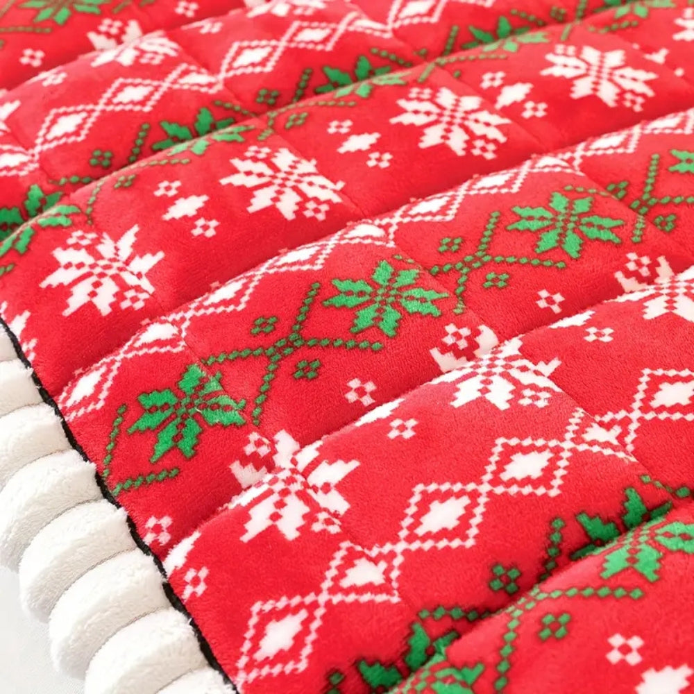 Festive Holiday Sofa Cover – Cozy Winter Christmas Couch Slipcover