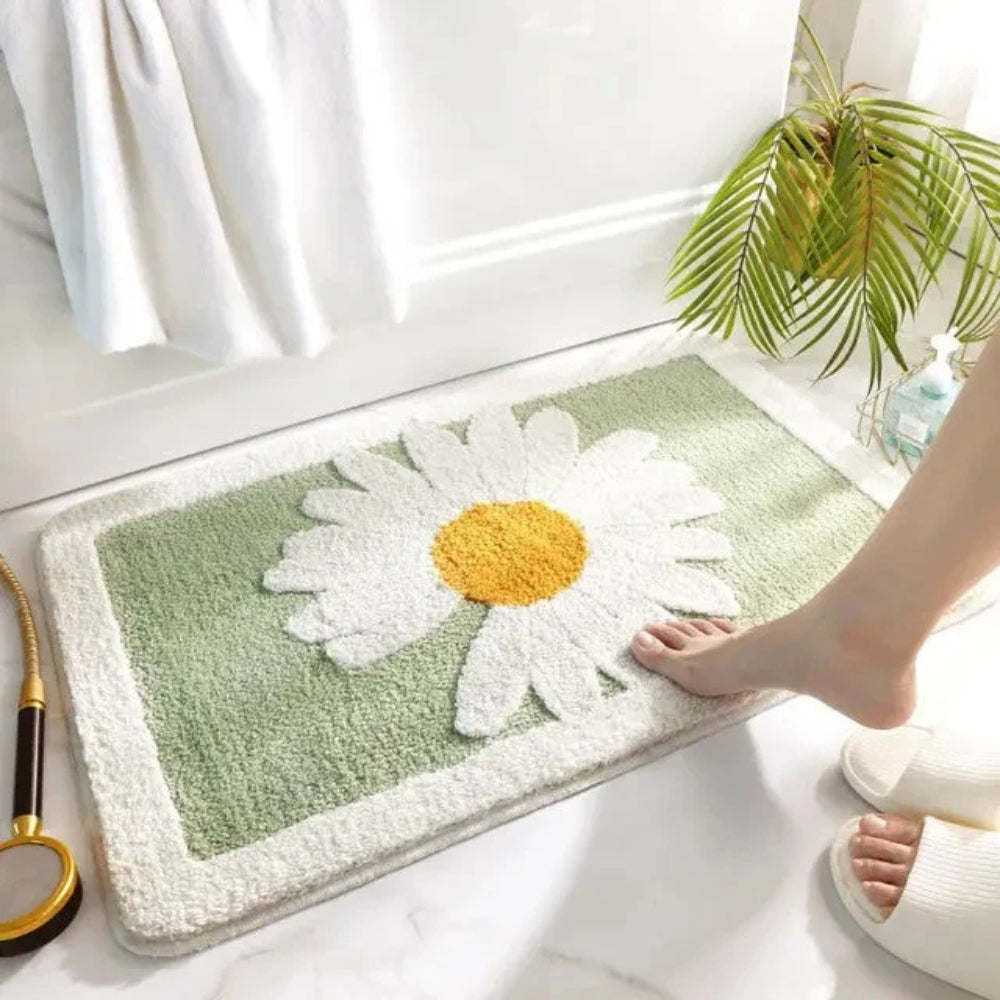 Fleur Plush Floral Bath Mat – Ultra-Soft Absorbent Non-Slip Mat