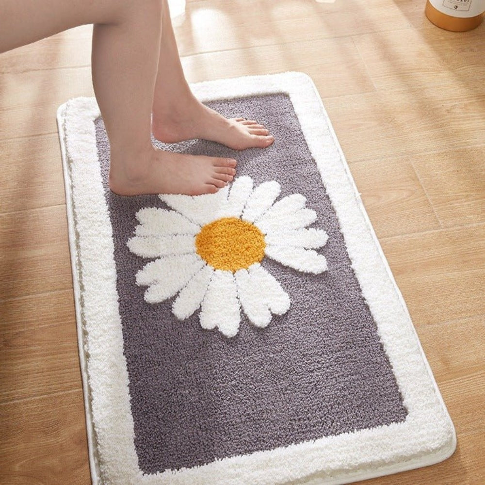 Fleur Plush Floral Bath Mat – Ultra-Soft Absorbent Non-Slip Mat