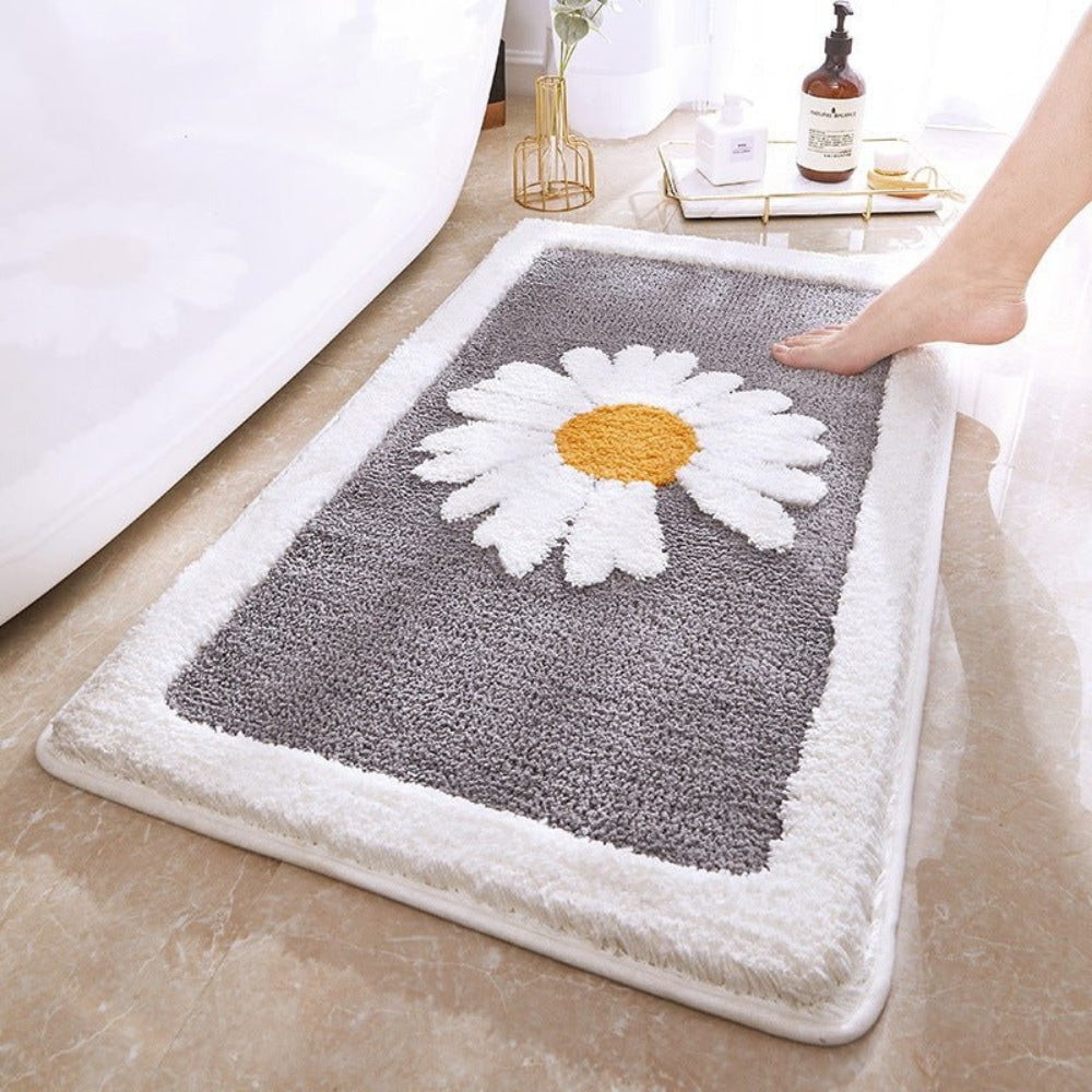 Fleur Plush Floral Bath Mat – Ultra-Soft Absorbent Non-Slip Mat