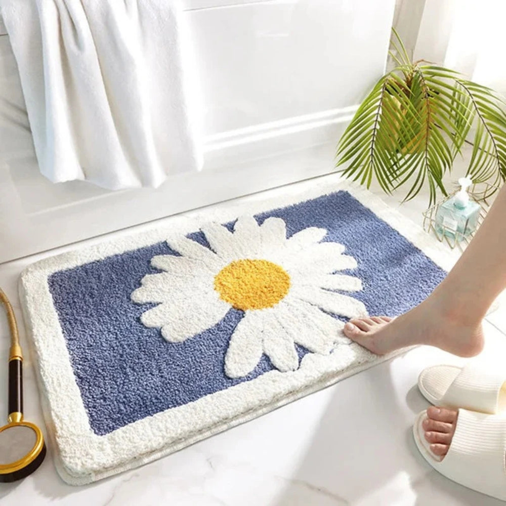 Fleur Plush Floral Bath Mat – Ultra-Soft Absorbent Non-Slip Mat