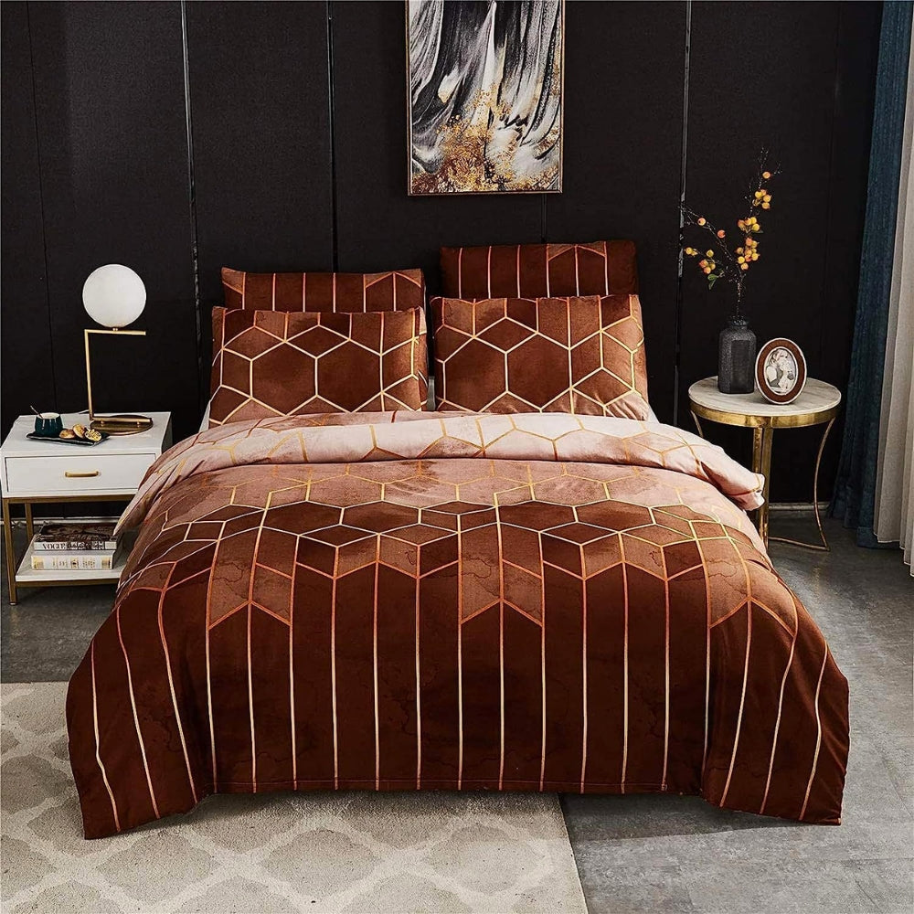 Golden Cosmo Hive Duvet Cover Set (3 Pcs) – Luxe Geometric Bedding