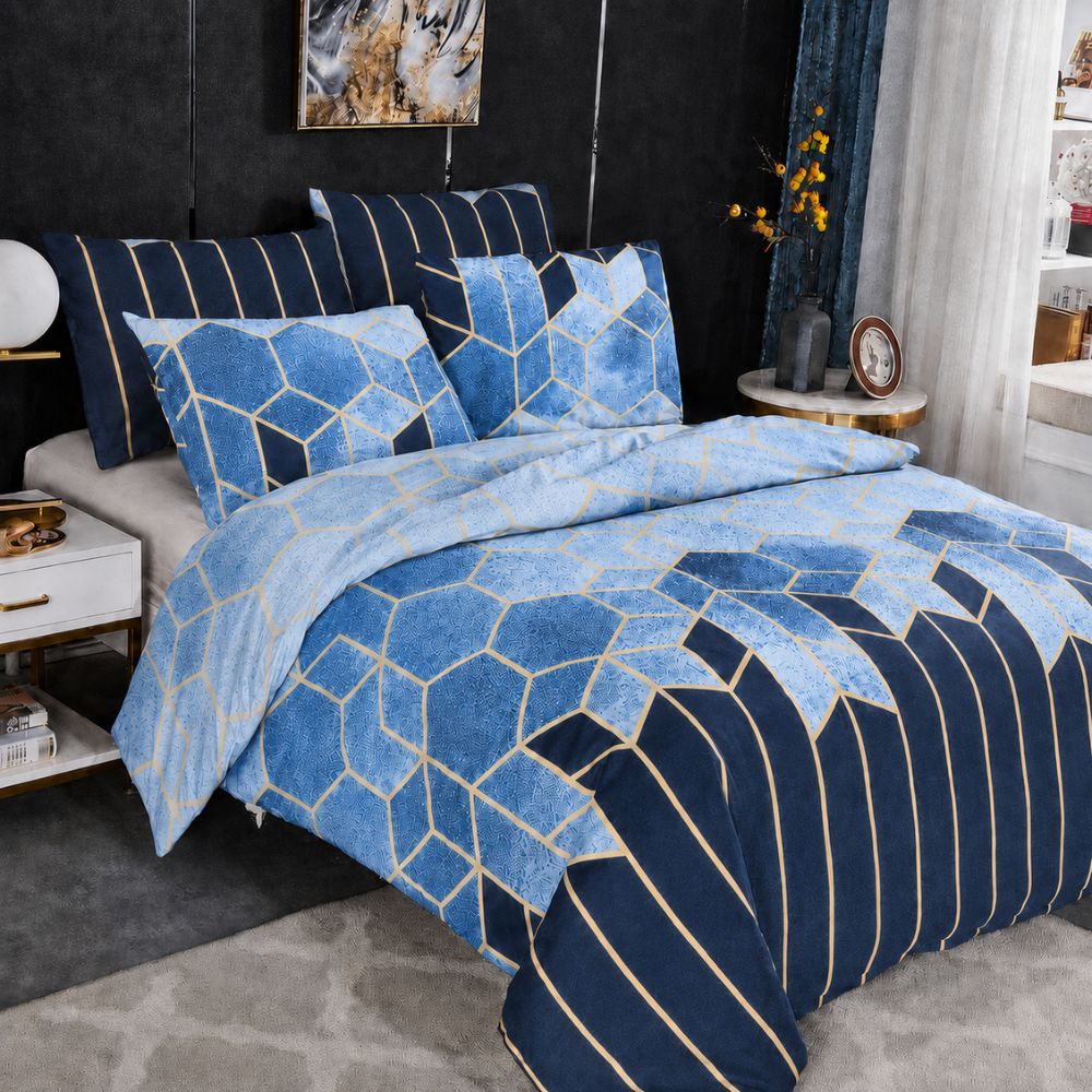 Golden Cosmo Hive Duvet Cover Set (3 Pcs) – Luxe Geometric Bedding