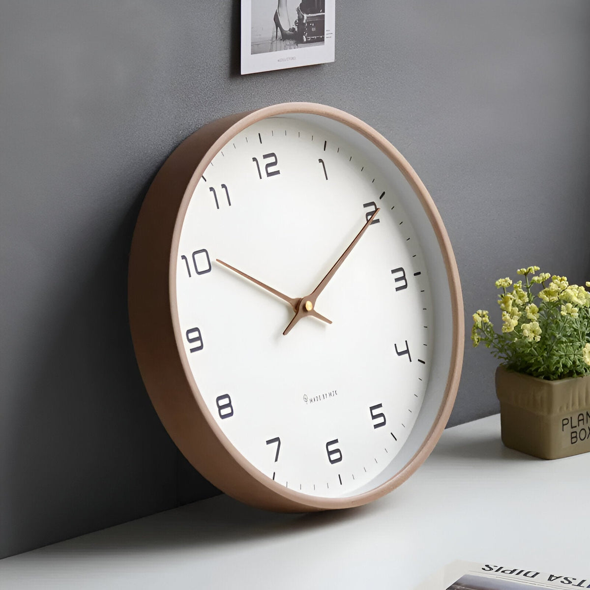 Nordic Wall Clock – Minimalist Wood-Frame Silent Quartz Clock