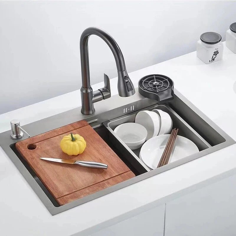 SWIVELUX 360° Pull-Out Kitchen Faucet – Elegant Swivel Mixer Tap