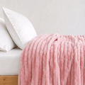 Timo Kuscheldecke 150x200cm Rosa – Warme Flanelldecke fürs Sofa und Bett